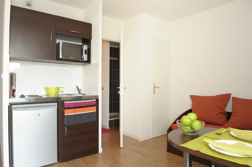 Residence Parc Harmonie Lyon Habitación foto